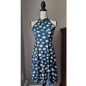 Ouges Halter Daisy Print Dress